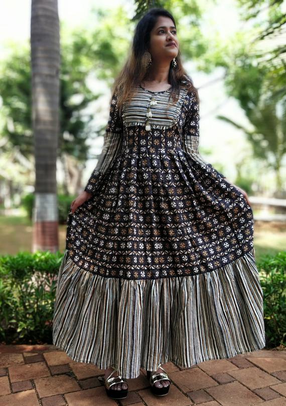 Pin by RB3 Creations No 1 Seer Varisa on my collection | Long dress design,  Long gown design, Frock for women